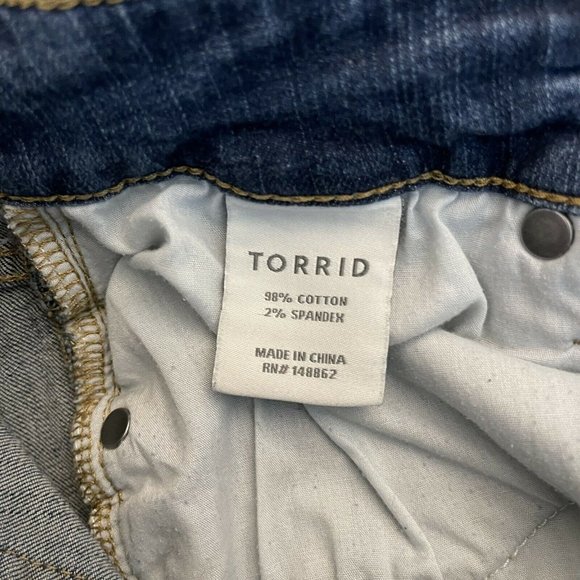 Torrid Relaxed Boot Jeans Size 12 - Picture 8 of 8